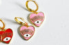 Boucles d'oreilles coeur oeil protecteur émail coloré laiton doré, x2 (G3775)