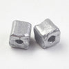 Grosses perles rocaille carré argent métallisé 3-7mm, perles rocaille carrée, x 10Gr (G5896)