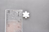 Pendentif fleur nacre blanche naturelle, perle fleur,nacre naturelle,coquillage blanc,13mm, x10 G1060