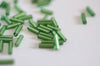 Perles rocaille Tube vert,perles rocaille vert, perles vert métallisé, long tube,6mm x 2mm, X 5gr G2691